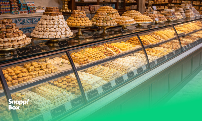 ویترین یک شیرینیفروشی در تهران