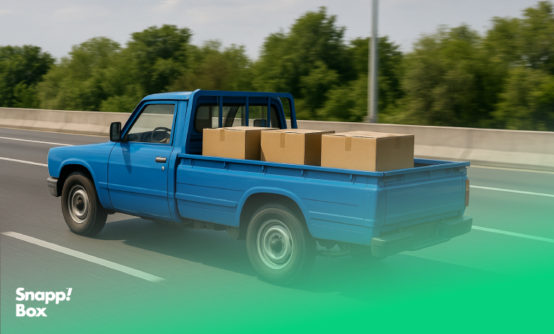 وانت آبی اسنپباکس در حال جابهجایی بسته